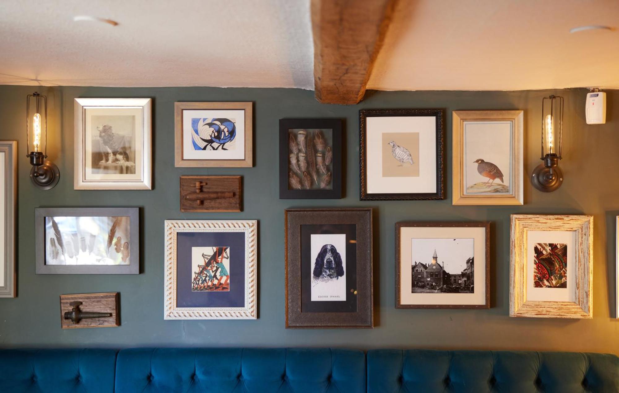 Dog And Partridge By Greene King Inns Bury St. Edmunds Экстерьер фото