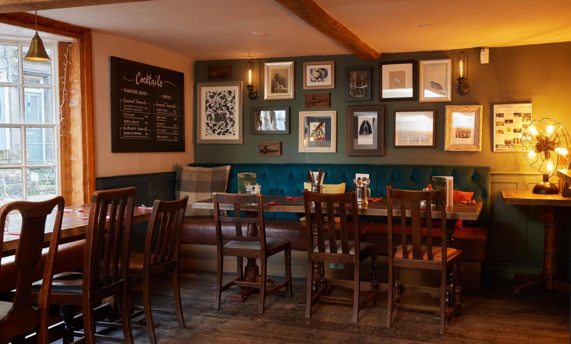 Dog And Partridge By Greene King Inns Bury St. Edmunds Экстерьер фото